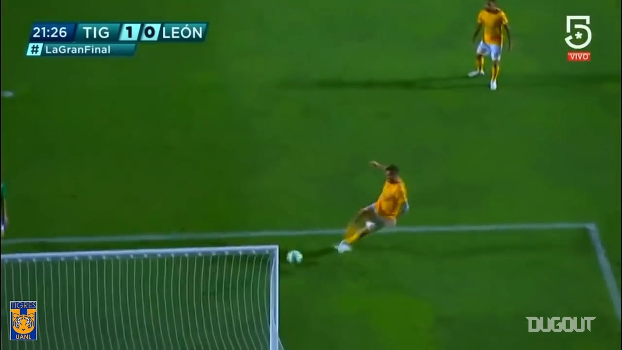 VIDEO: Gignac’s title-winning goal