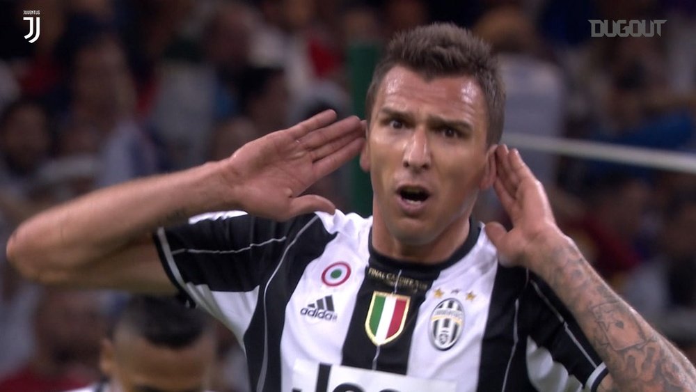Mandzukic scored a fantastic goal for Juventus in the 2017 Champions League final. DUGOUT