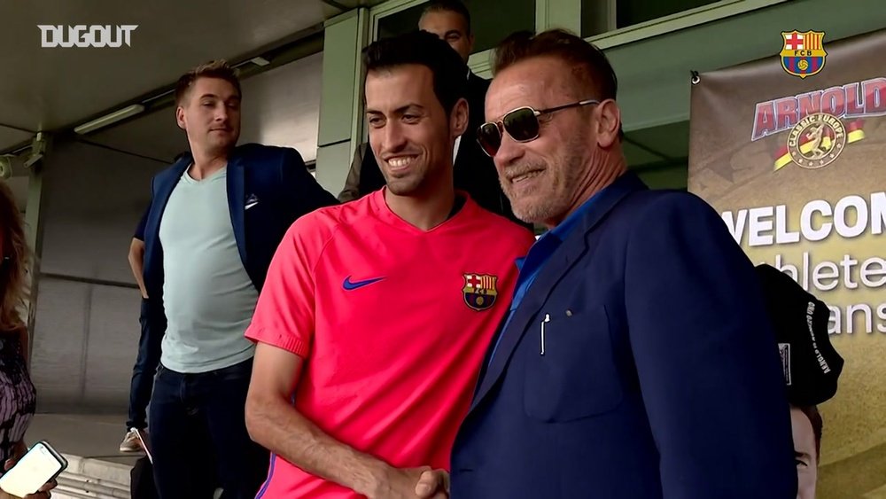 Encontro entre Schwarzenegger e Neymar no Barcelona. DUGOUT