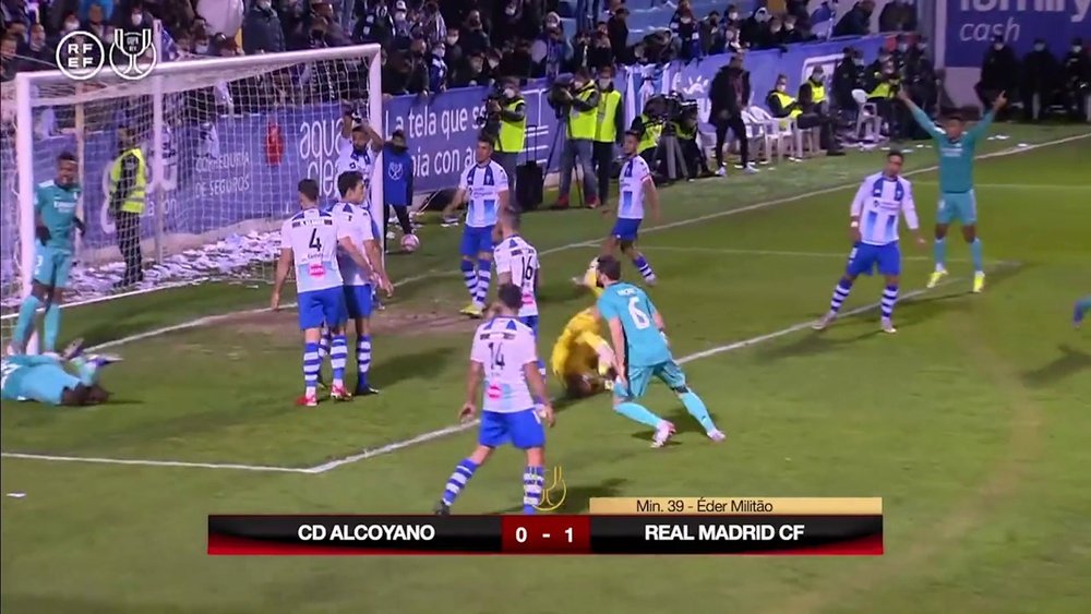 Real Madrid vainqueur 3-1 contre CD Alcoyano. DUGOUT