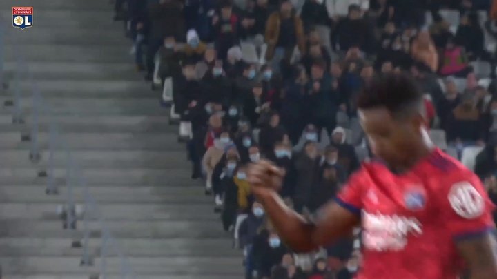 VIDÉO : Le superbe premier but de Thiago Mendes en Ligue 1 avec Lyon
