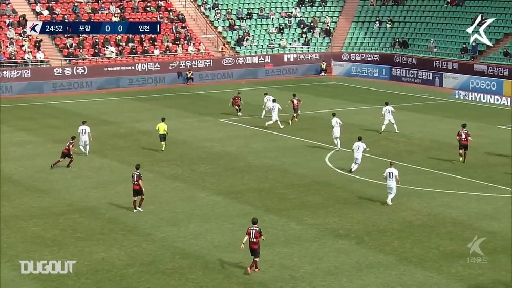 Pohang came from behind to beat Incheon 2-1. DUGOUT