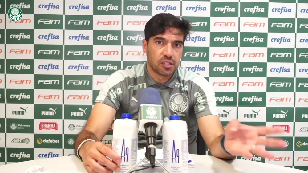Abel Ferreira lamenta falta de agressividade no 1º tempo. DUGOUT