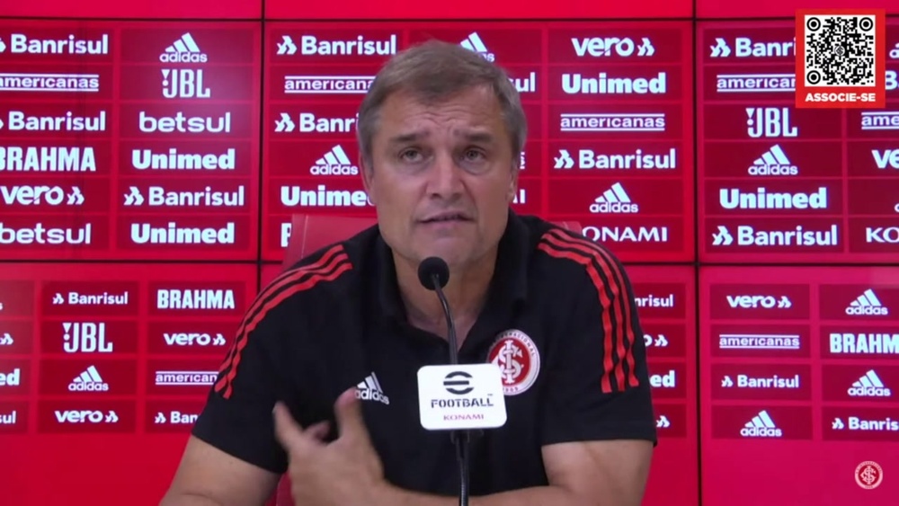 Aguire comenta sobre as vaias e reclamações da torcida. DUGOUT