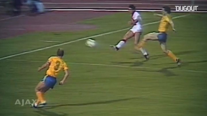 VÍDEO: 33 años del primer gran título de Cruyff como técnico