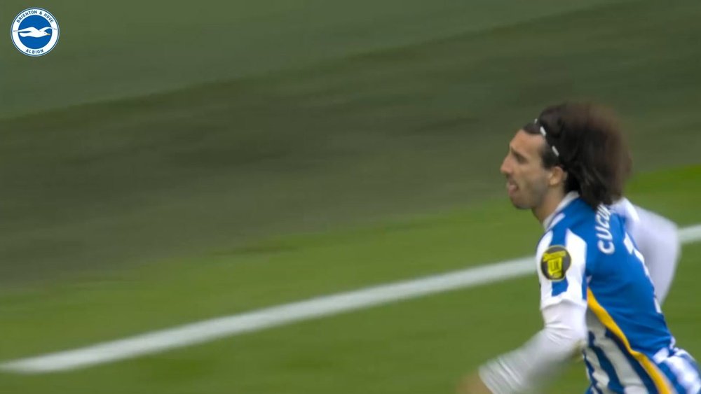La perla di Cucurella contro il Man United. Dugout