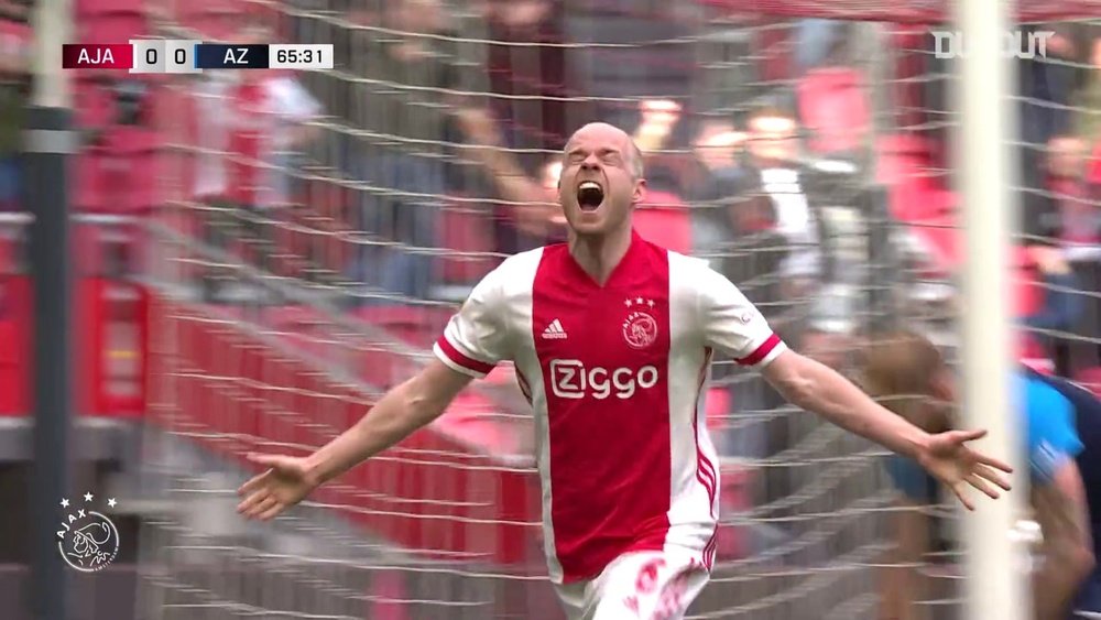 Klaassen offre le titre à l'Ajax Amsterdam. Dugout