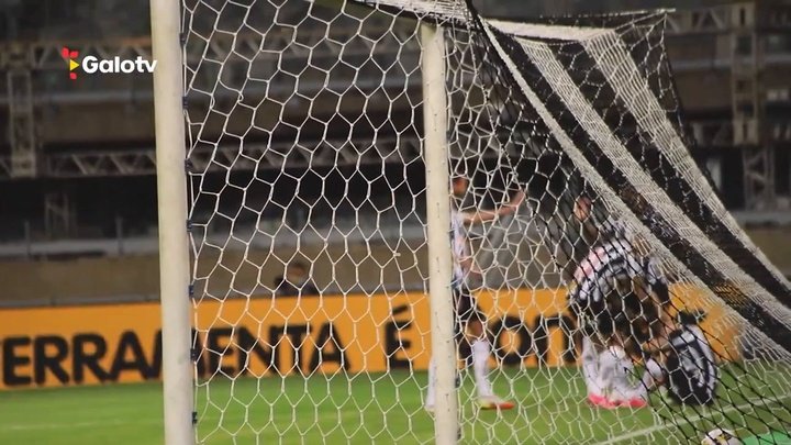 Câmera exclusiva acompanha hat-trick de Sasha na Copa do Brasil