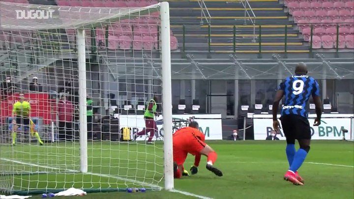 VIDÉO : Les superbes arrêts d'Handanovic contre le Milan AC