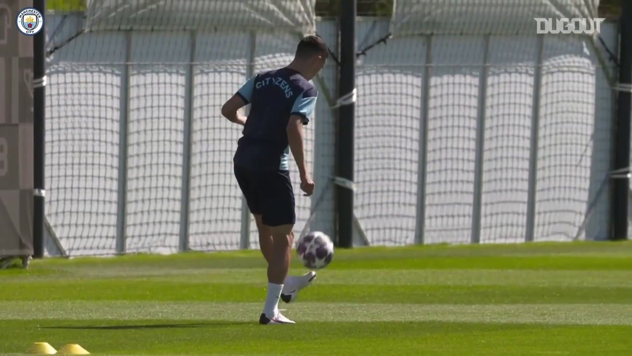 VÍDEO: Manchester City finaliza preparação para duelo contra o Lyon