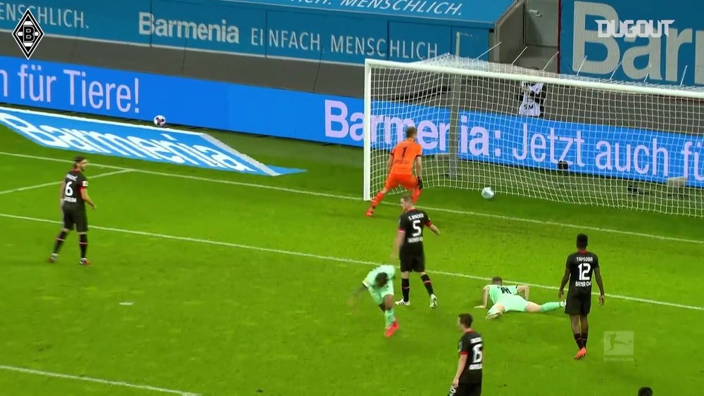 Le but somptueux de Lazaro contre le Bayer Leverkusen. DUGOUT