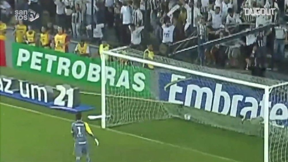 Robinho marcou golaço contra o Grêmio em 2010. DUGOUT