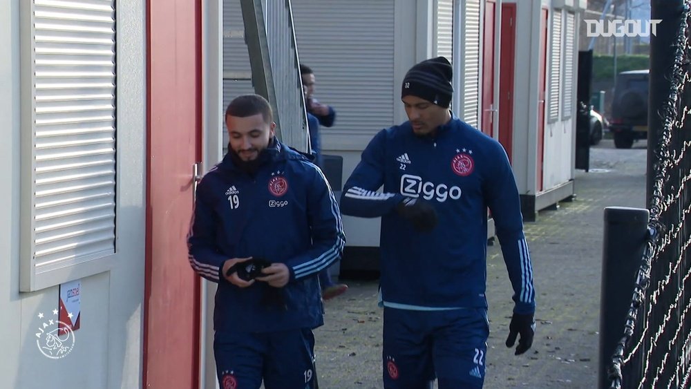 Haller's first training session as an Ajax player. DUGOUT