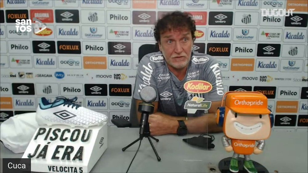 Cuca compara mudanças da passagem de 2018 para a atual no Santos. DUGOUT