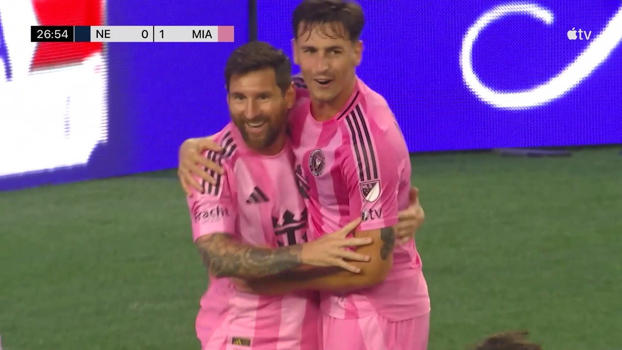 Messi punishes New England's mistake to open the scoring