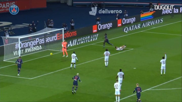 VIDÉO : Le but de Moise Kean face à Bordeaux en Ligue 1