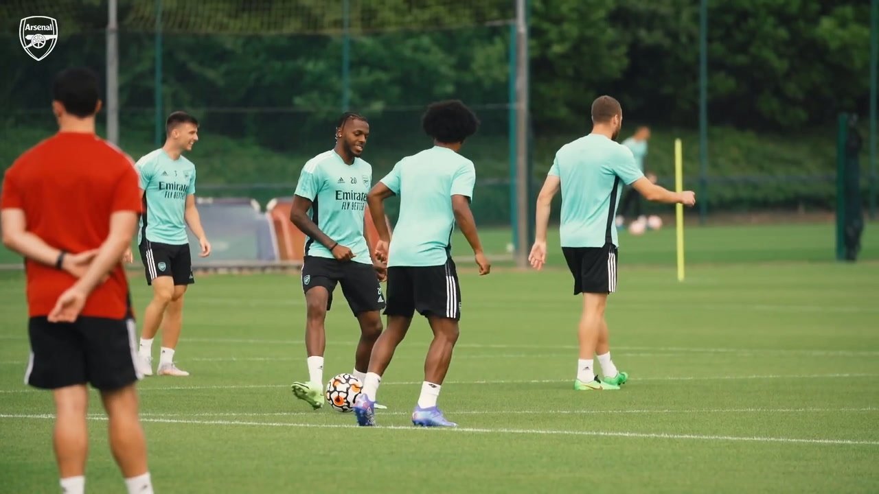 Arsenal have been training ahead of the match with Chelsea. DUGOUT