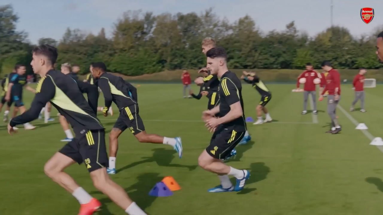 VIDEO: Rice & Arsenal squad prepare to face Man City