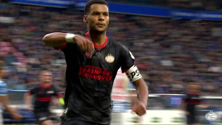 VIDEO: Gakpo regala tre punti al PSV