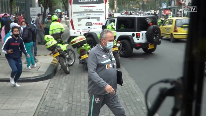 VÍDEO: torcida apoia Fluminense em Bogotá