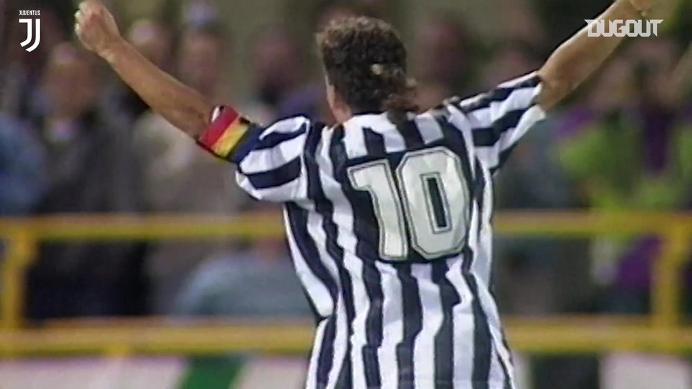 Baggio's best skills and Juve goals. DUGOUT