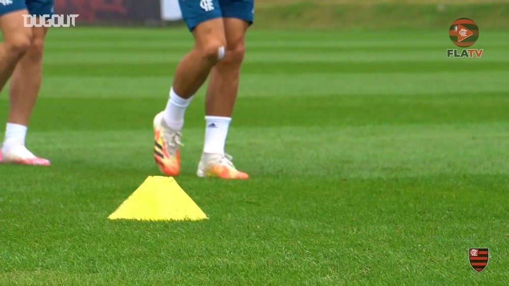 Flamengo segue preparação para clássico contra Botafogo. DUGOUT