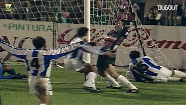 VÍDEO: el portero Mario Soria alcanzó la gloria con un gol en el 89'