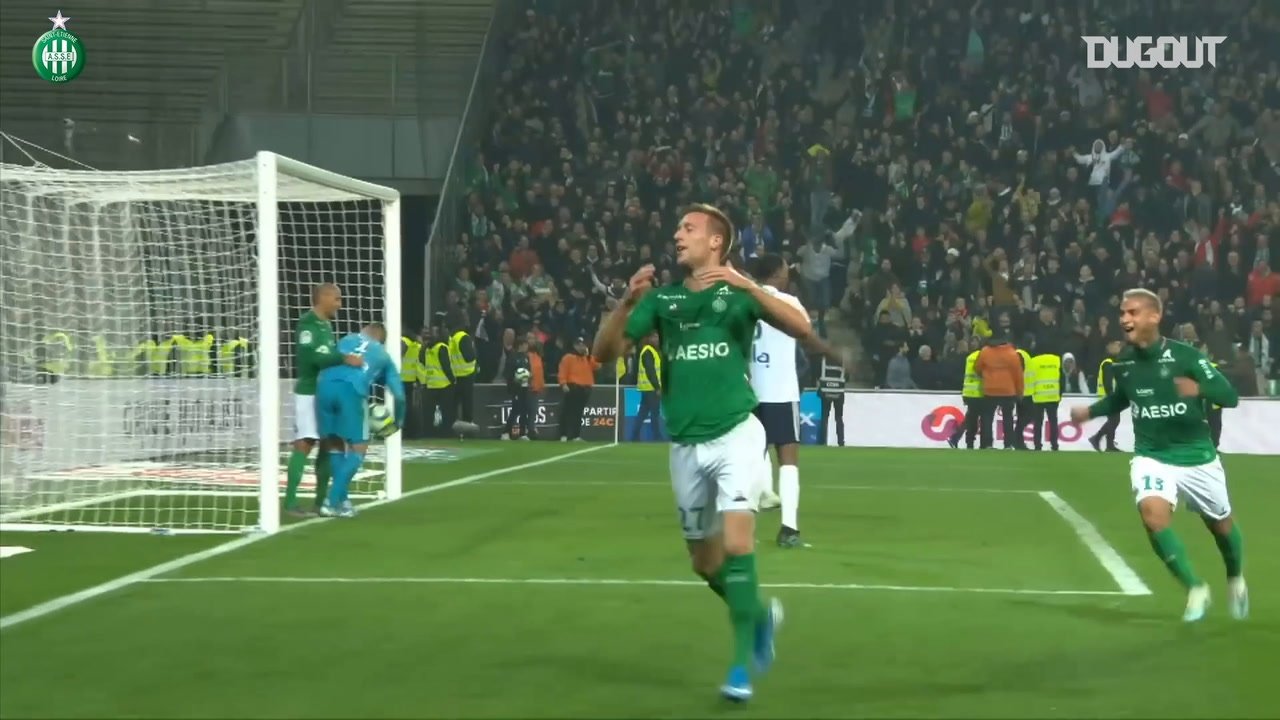Le but de la victoire de Beric dans le derby. Dugout