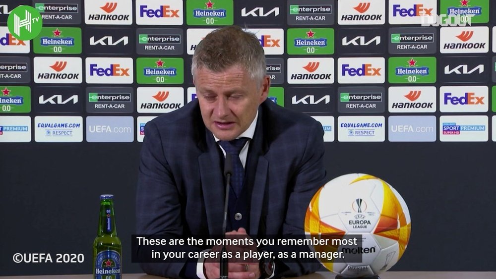 Solskjaer was thinking of bringing on Dean Henderson for the shootout. DUGOUT