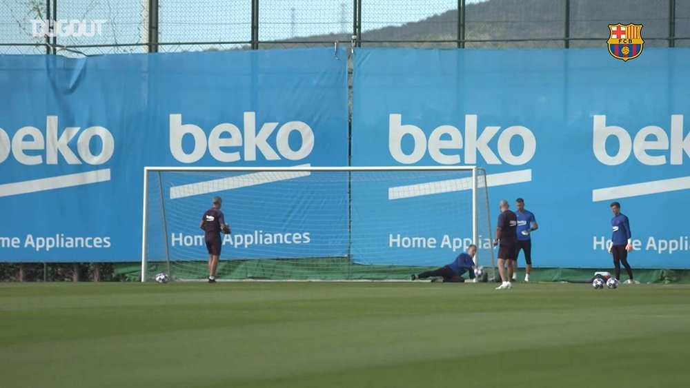 Barcelona trained ahead of the match. DUGOUT