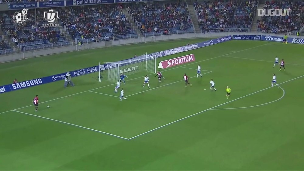 Iñaki Williams marcou gol de peito contra o Tenerife. DUGOUT
