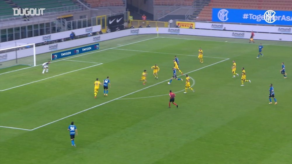 L'Inter pareggia in rimonta contro il Parma. Dugout