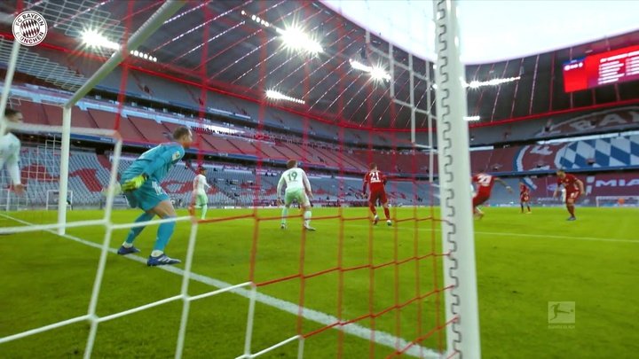 VIDEO: Manuel Neuer's sensational saves v Werder Bremen