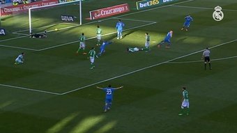 Benzema's 2014 goal v Betis. DUGOUT