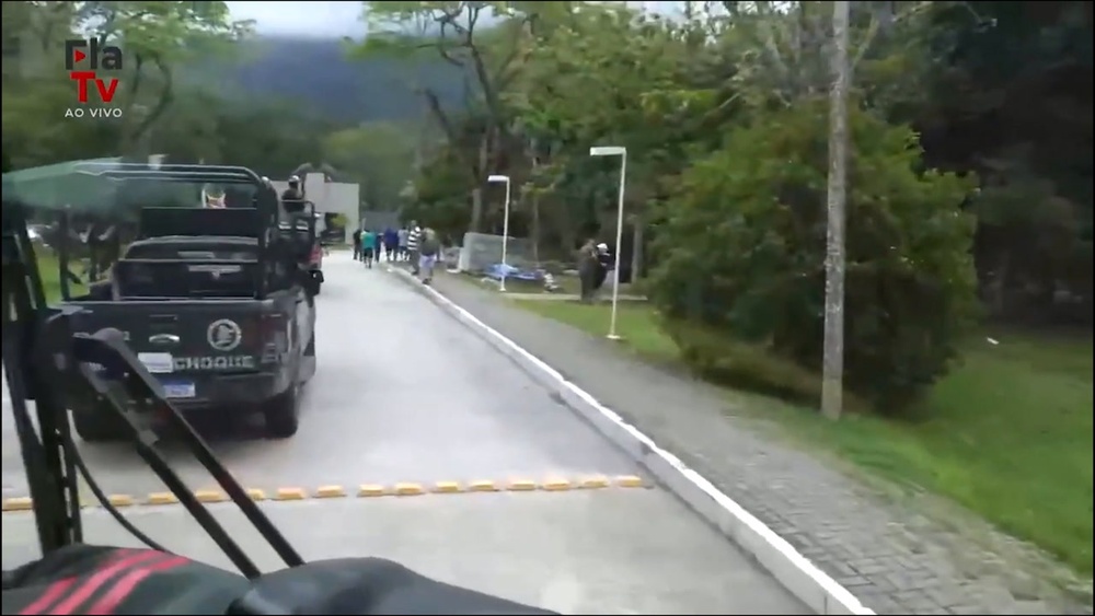 AeroFla! Veja imagens aéreas da festa da torcida antes de embarque do Flamengo. DUGOUT