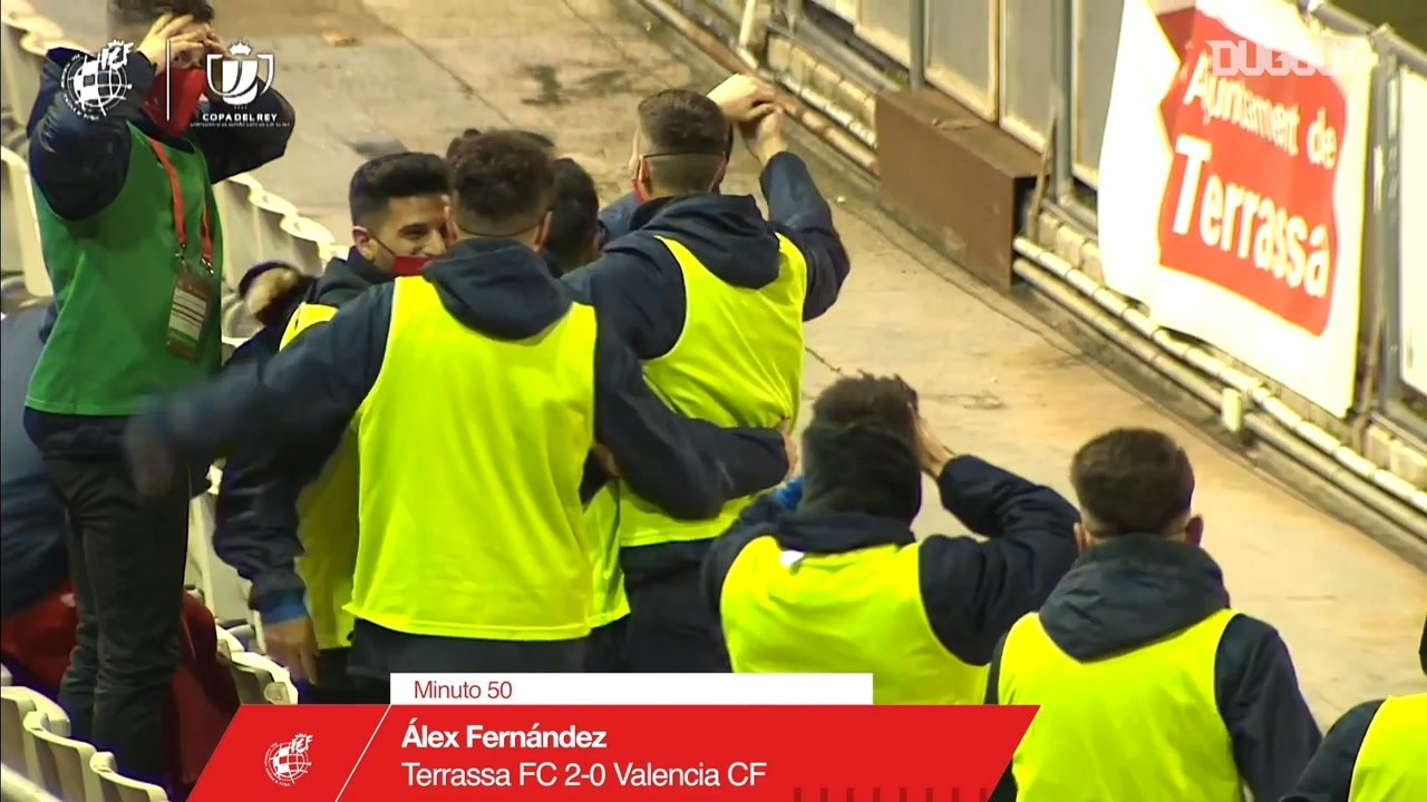VÍDEO: el golazo de falta que hizo soñar al Terrassa ante el Valencia