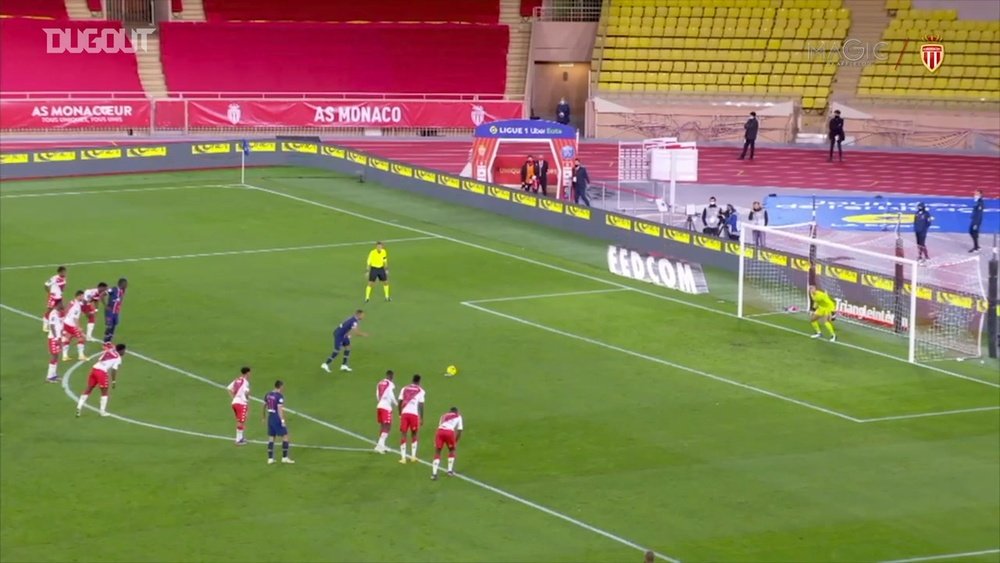 Monaco stunnd PSG. DUGOUT