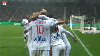 Le superbe but d'Houssem Aouar contre Saint-Étienne. Dugout