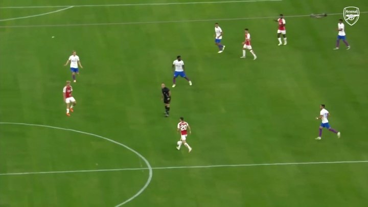 VIDÉO : La frappe splendide de Fabio Vieira contre le Barça en amical