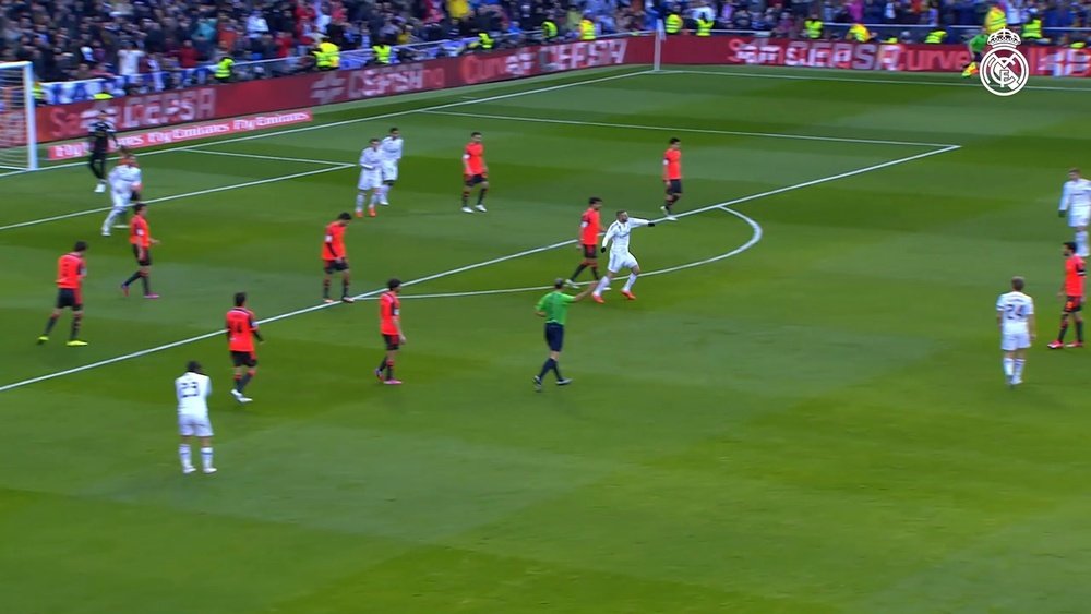 Benzema's best Real Madrid goals. DUGOUT