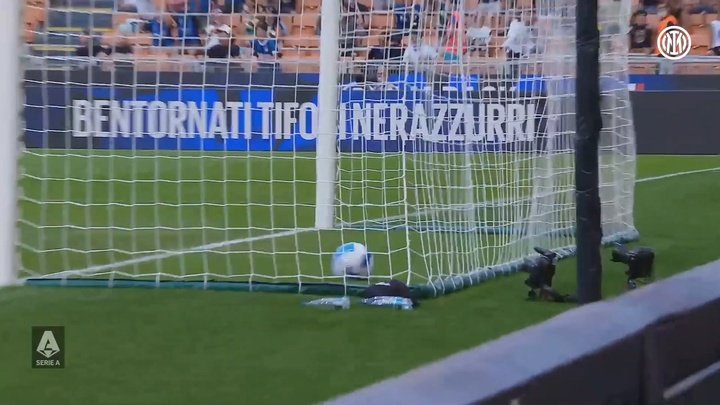 VIDÉO : Le meilleur de Calhanoglu à l'Inter jusqu'à présent