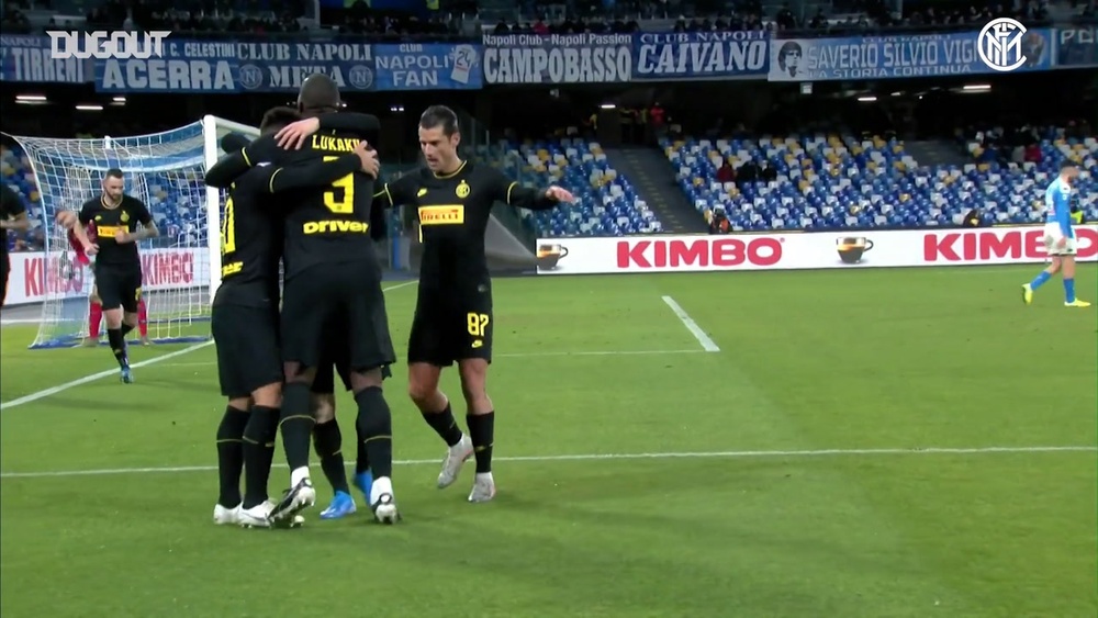Il gol di Lautaro contro il Napoli. Dugout