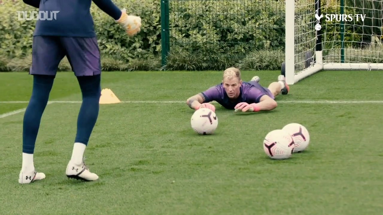 VÍDEO: Joe Hart começa treinos de pré-temporada no Tottenham