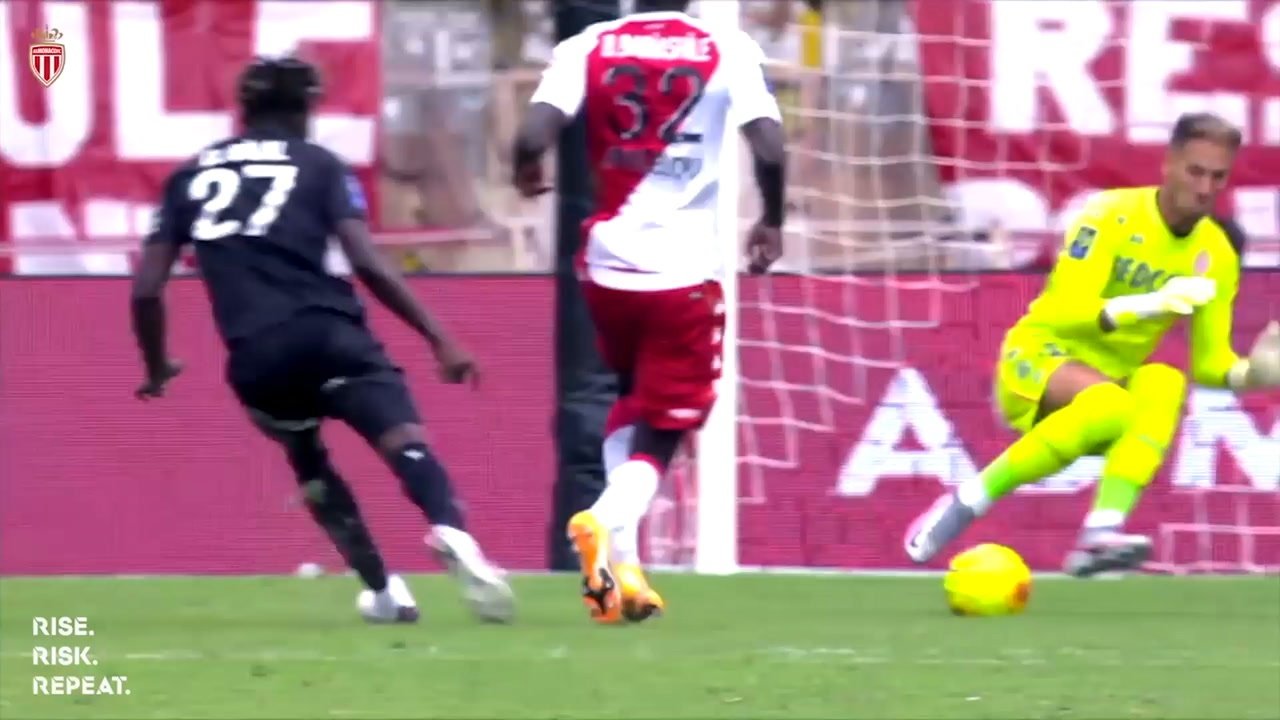 VIDÉO : Les meilleurs arrêts de Monaco en 2020-21