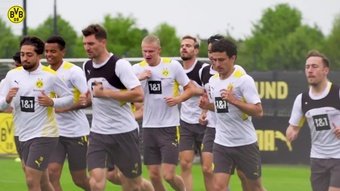 Dortmund prepare for Hertha. DUGOUT