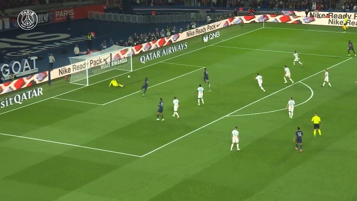 VIDEO: Kolo Muani segna il primo importante gol col PSG