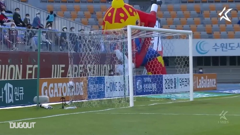 There were some great goals scored in the K League in week 17 of matches. DUGOUT