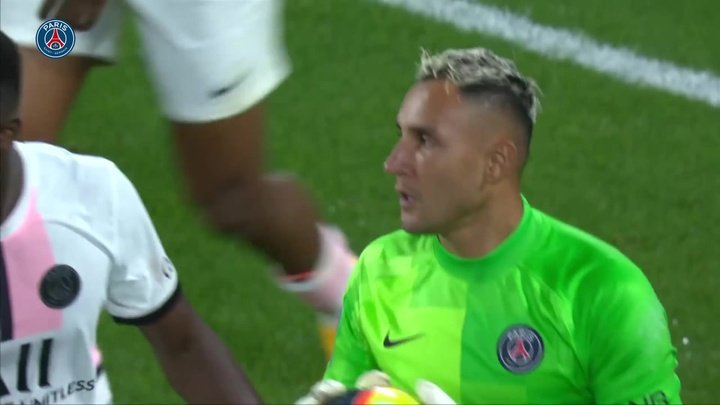 VIDEO: Keylor Navas' incredible save vs Metz