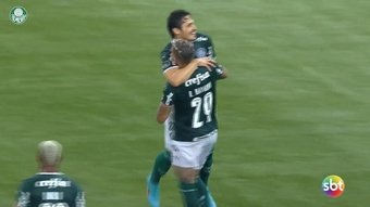 Raphael Veiga netted a brace in Palmeiras' 8-1 win over Independiente Petrolero. DUGOUT