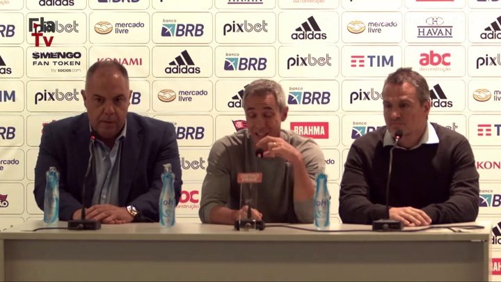 Ao lado de Braz e Spindel, Paulo Sousa esclarece situação com Diego Alves